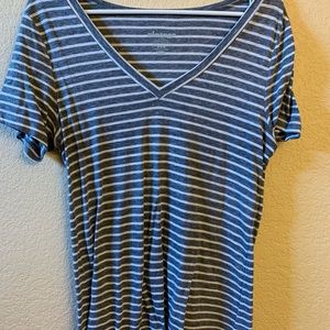 grey/white stripped shirt